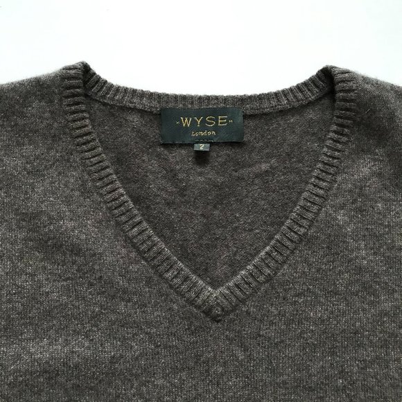 WYSE London 100% Cashmere Sweater 2 Medium V-Neck - Picture 3 of 12